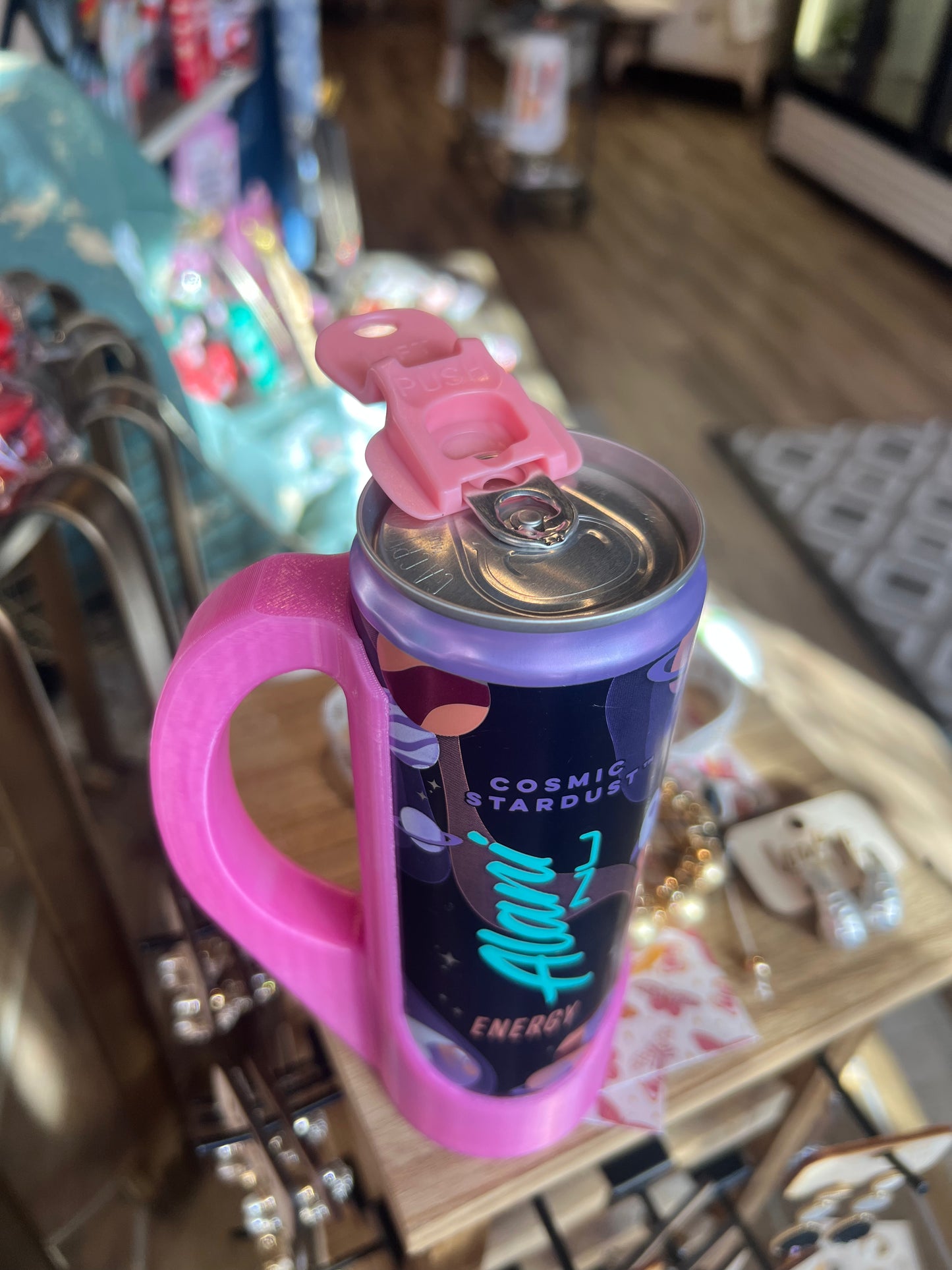 Sipzey Slim Can Handle